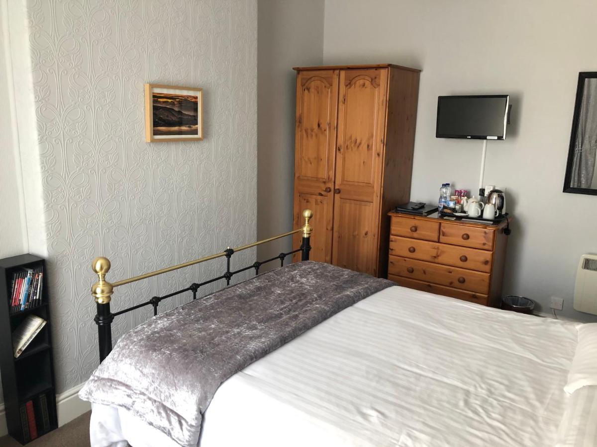 Готель Adcote House (Adults Only) Лландидно Екстер'єр фото